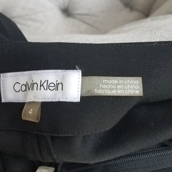 Calvin Klein pants with decorative buttons - Picture 4 of 4